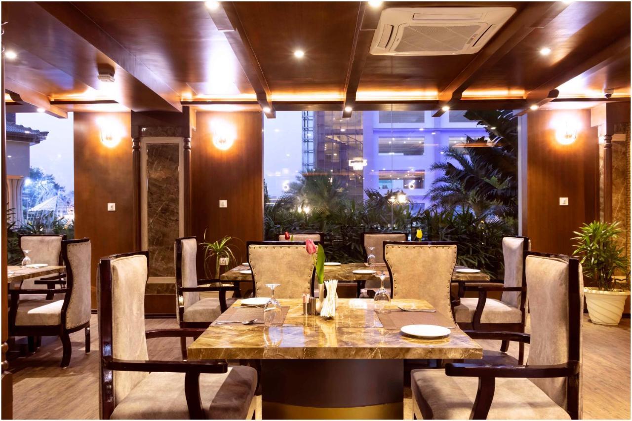 Hotel The Kingsbury Birtamode Luaran gambar