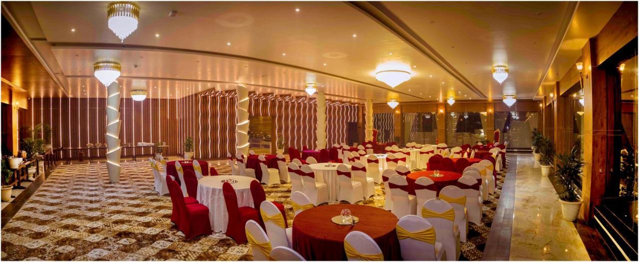 Hotel The Kingsbury Birtamode Luaran gambar